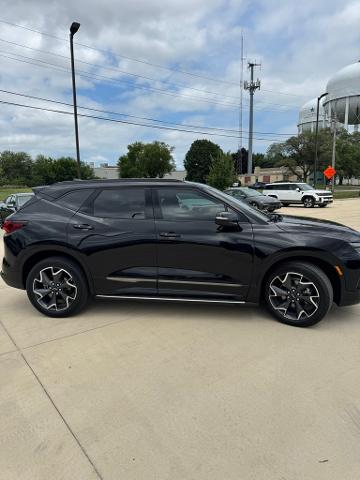 2022 Chevrolet Blazer Vehicle Photo in Peoria, IL 61615
