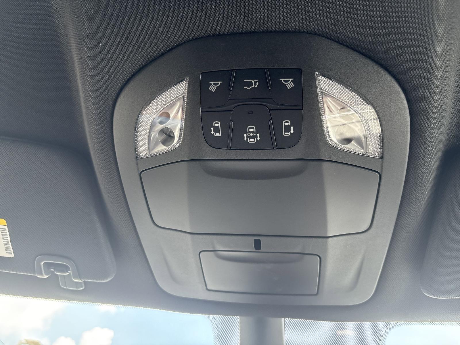 2025 Chrysler Voyager Vehicle Photo in Mechanicsburg, PA 17050-1707