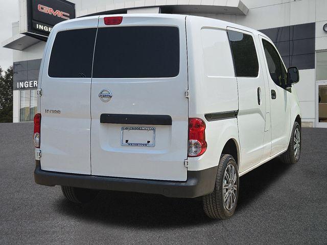 2014 Nissan NV200 Vehicle Photo in WATERTOWN, CT 06795-3318