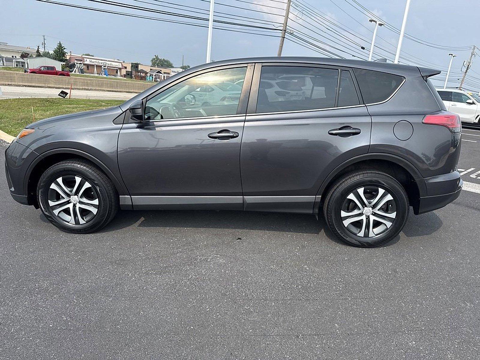 2018 Toyota RAV4 Vehicle Photo in Harrisburg, PA 17111