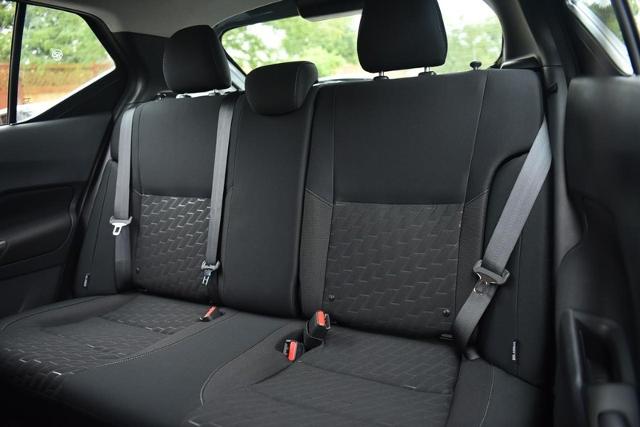2024 Nissan Kicks Vehicle Photo in Ballwin, MO 63011