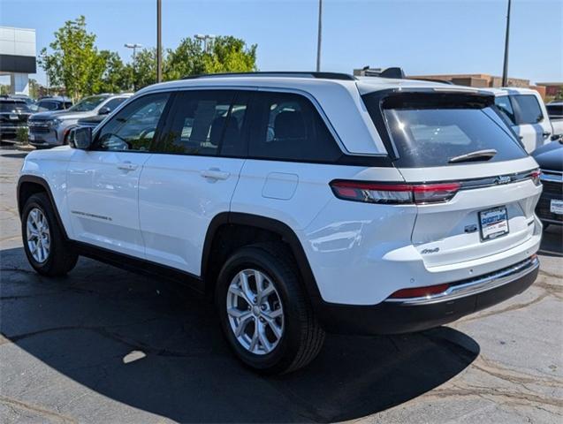 2023 Jeep Grand Cherokee Vehicle Photo in AURORA, CO 80012-4011