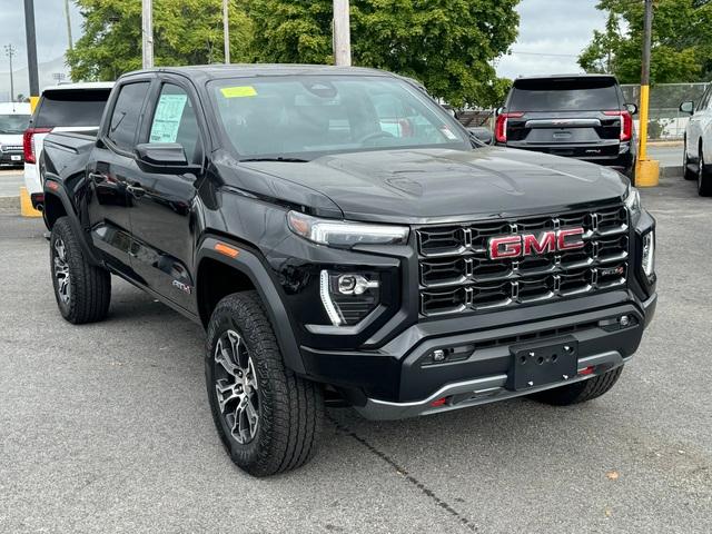 2024 GMC Canyon Vehicle Photo in LOWELL, MA 01852-4336