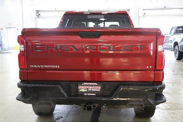 2025 Chevrolet Silverado 1500 Vehicle Photo in MEDINA, OH 44256-9001