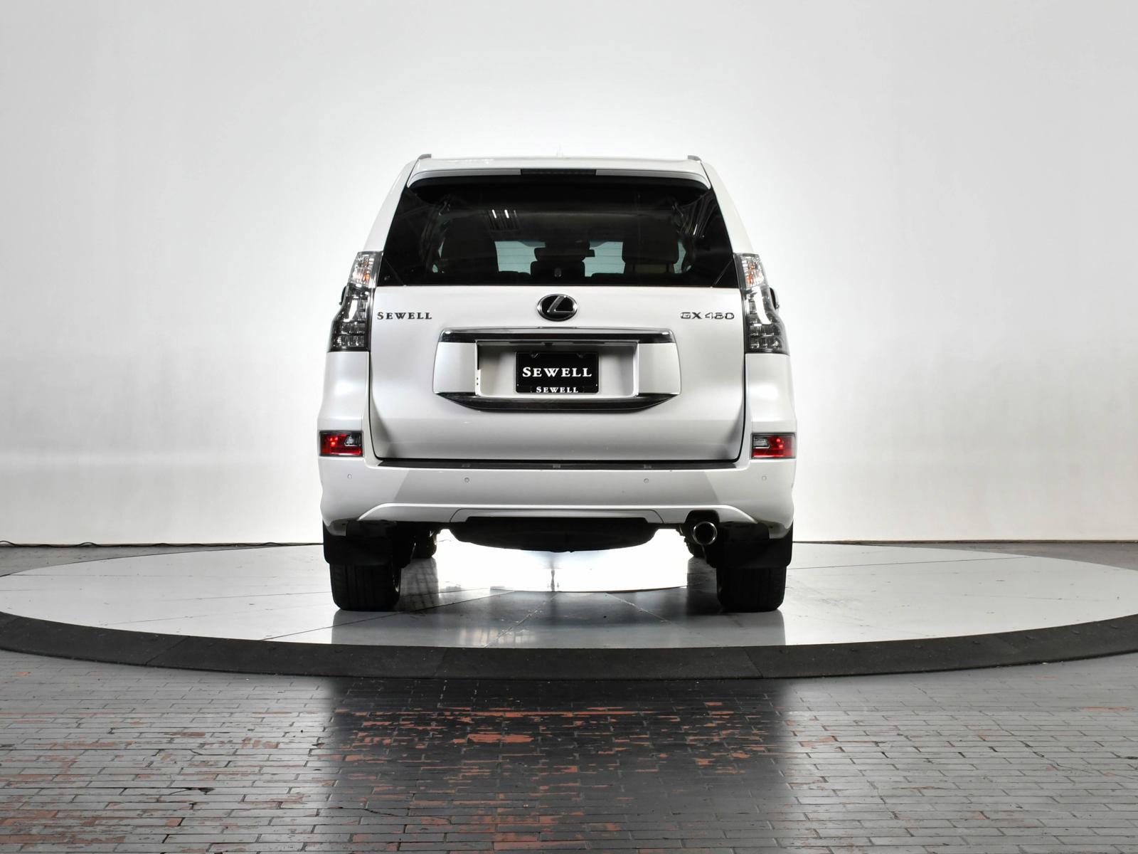 2023 Lexus GX 460 Vehicle Photo in DALLAS, TX 75235