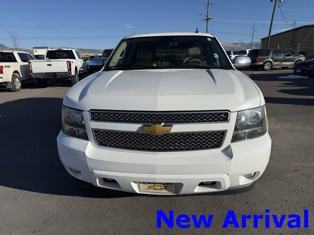 2014 Chevrolet Tahoe LTZ photo 2