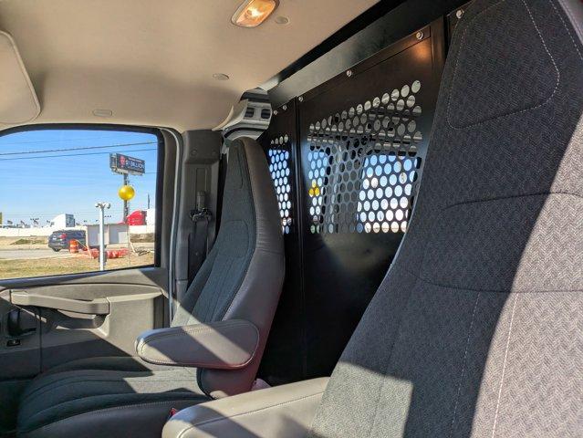 2022 Chevrolet Express Cargo 2500 Vehicle Photo in SELMA, TX 78154-1460