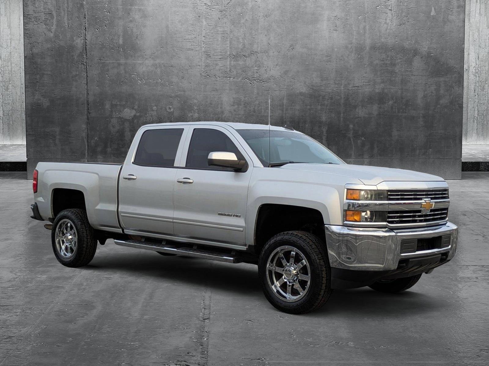 2015 Chevrolet Silverado 2500HD Built After Aug 14 Vehicle Photo in CLEARWATER, FL 33764-7163