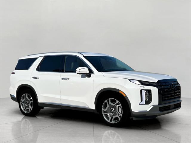 2025 Hyundai PALISADE Vehicle Photo in Green Bay, WI 54304