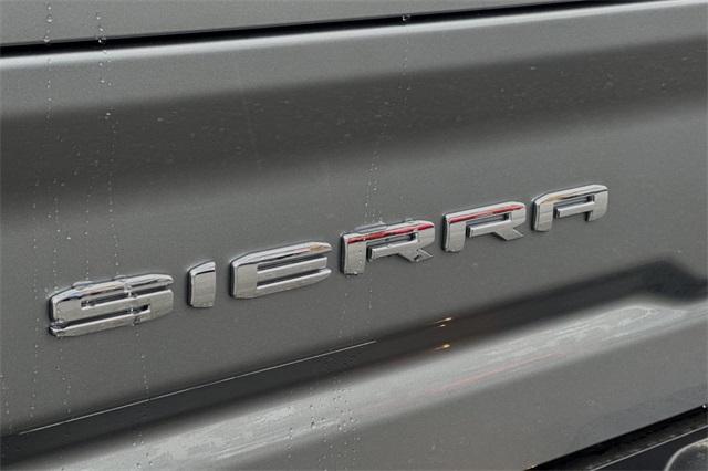 2025 GMC Sierra 2500 HD Vehicle Photo in ELK GROVE, CA 95757-8703