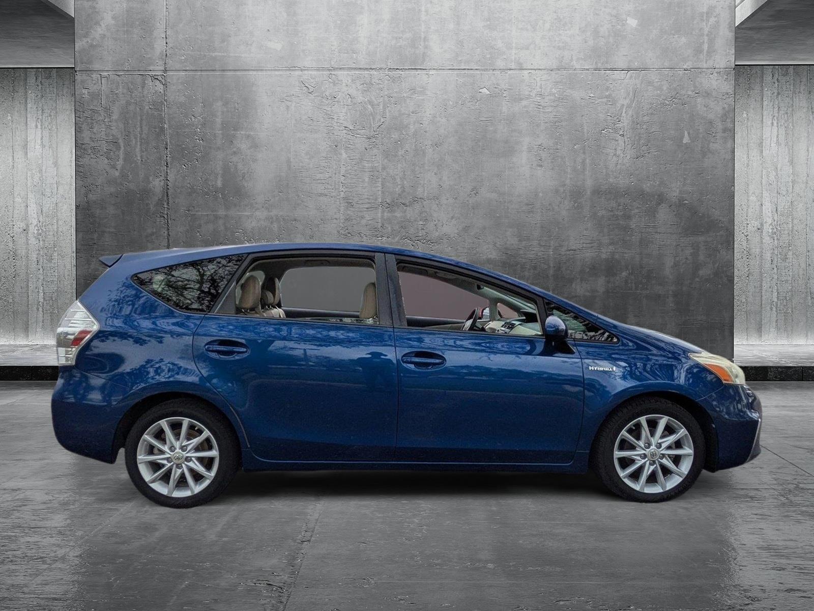 2012 Toyota Prius v Vehicle Photo in Clearwater, FL 33765