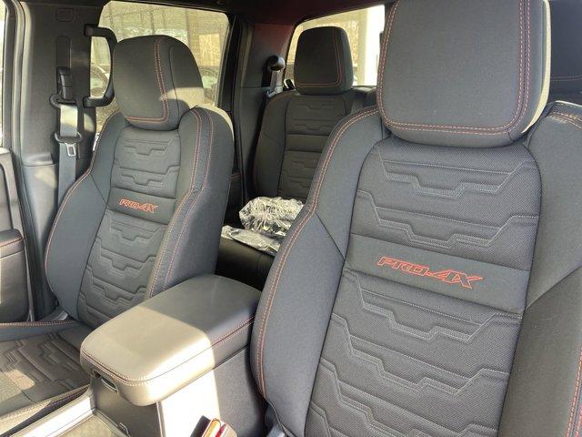 2025 Nissan Frontier Vehicle Photo in Flemington, NJ 08822