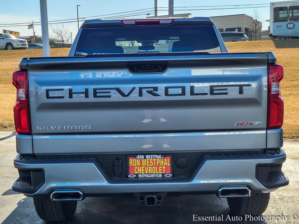 2023 Chevrolet Silverado 1500 Vehicle Photo in AURORA, IL 60503-9326