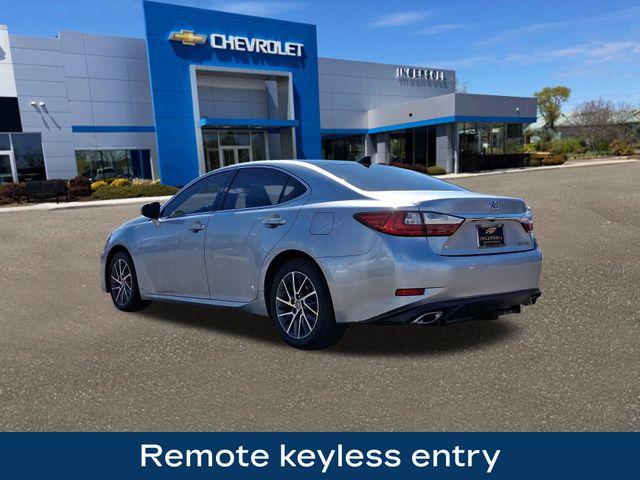 2017 Lexus ES 350 Vehicle Photo in DANBURY, CT 06810-5034
