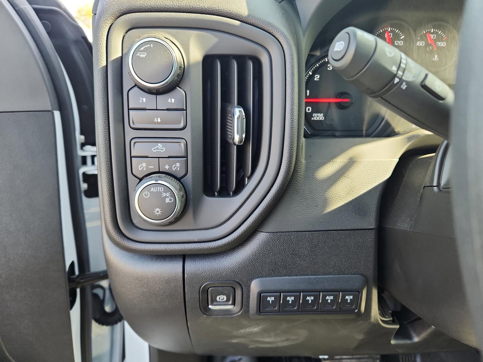 2024 Chevrolet Silverado 2500 HD Vehicle Photo in GEORGETOWN, TX 78626-7508
