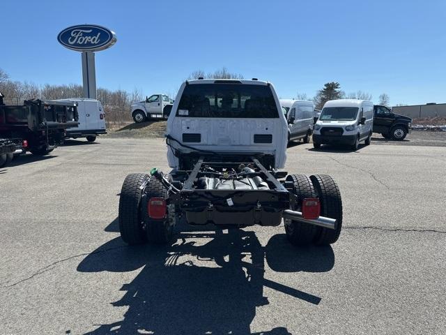 2025 Ford Super Duty F-450 DRW Vehicle Photo in Webster, MA 01570-1415