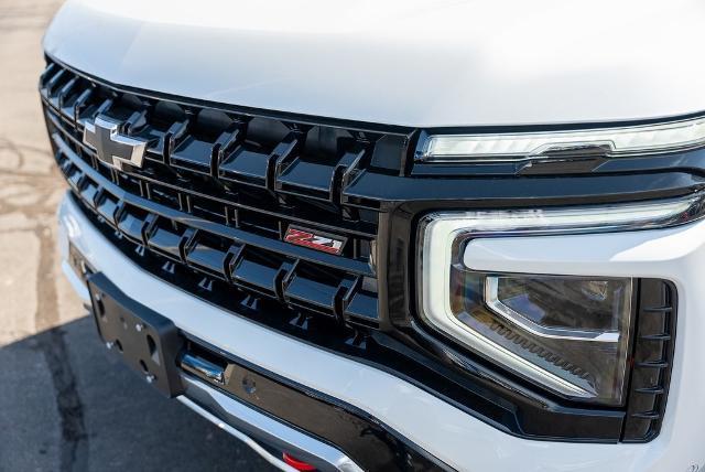 2025 Chevrolet Suburban Vehicle Photo in PLYMOUTH, MA 02360-4801