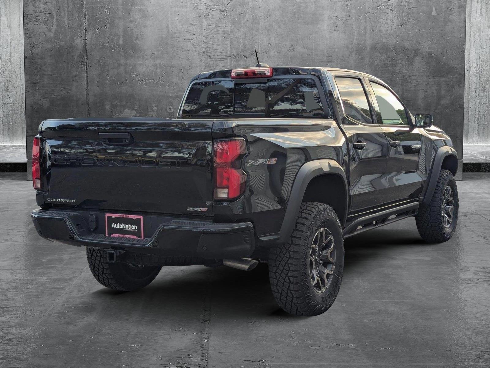 2025 Chevrolet Colorado Vehicle Photo in GREENACRES, FL 33463-3207