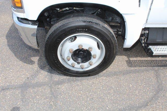 2022 Chevrolet Silverado 5500 HD Vehicle Photo in SAINT CLAIRSVILLE, OH 43950-8512