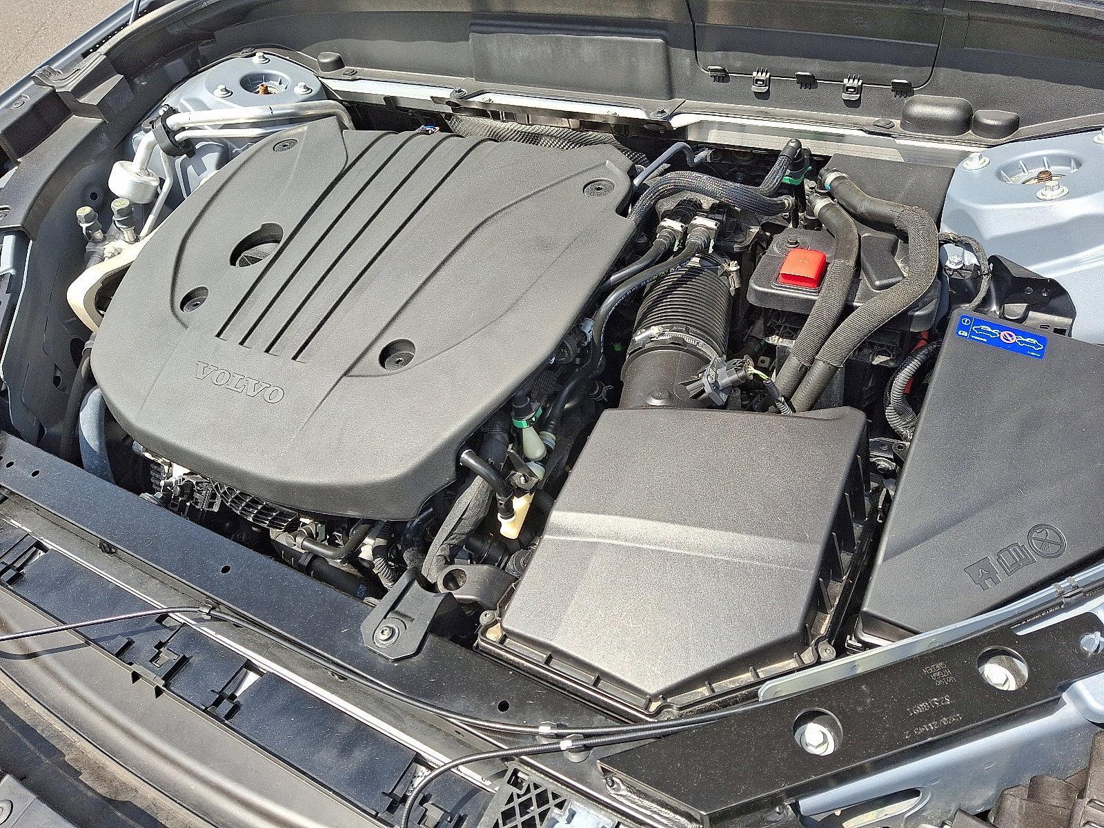 2022 Volvo XC60 Vehicle Photo in Trevose, PA 19053