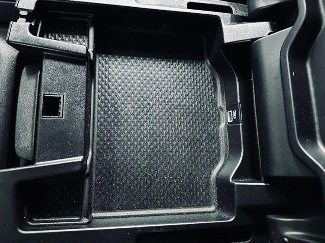 2021 Ram 1500 Vehicle Photo in MEDINA, OH 44256-9631
