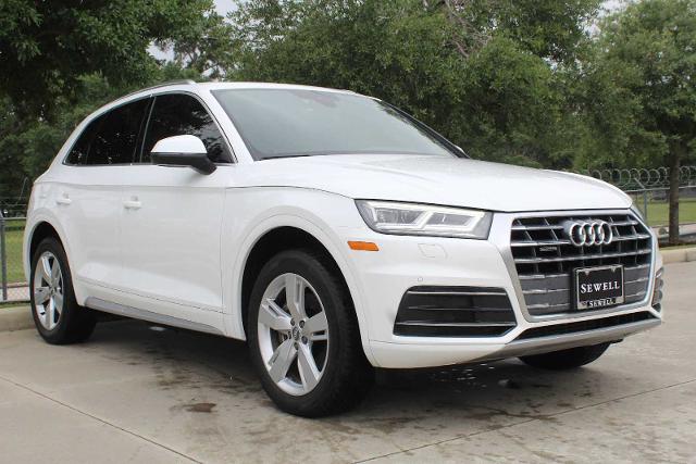 2019 Audi Q5 Vehicle Photo in HOUSTON, TX 77090