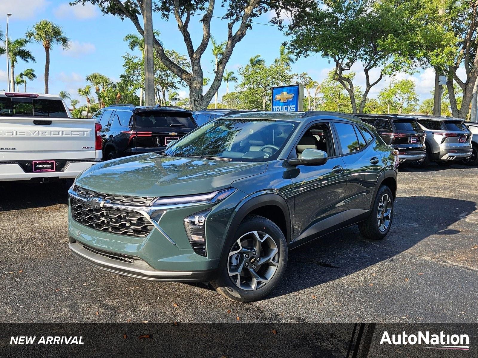 2025 Chevrolet Trax Vehicle Photo in GREENACRES, FL 33463-3207