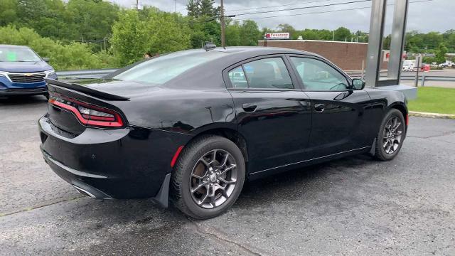 2018 Dodge Charger Vehicle Photo in MOON TOWNSHIP, PA 15108-2571