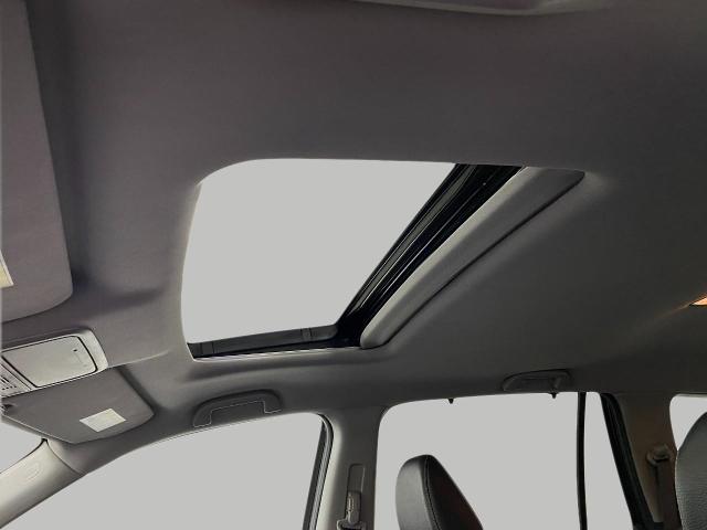 2022 Honda Pilot Vehicle Photo in Appleton, WI 54913