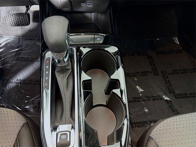 2025 Chevrolet Trax Vehicle Photo in PUYALLUP, WA 98371-4149