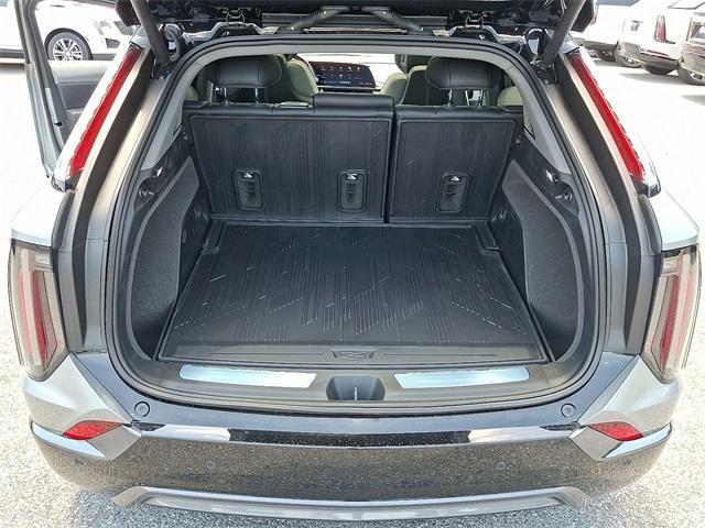 2025 Cadillac OPTIQ Vehicle Photo in ALLENTOWN, PA 18103-7399