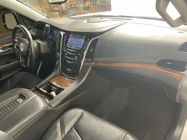 2018 Cadillac Escalade Vehicle Photo in GILBERT, AZ 85297-0402