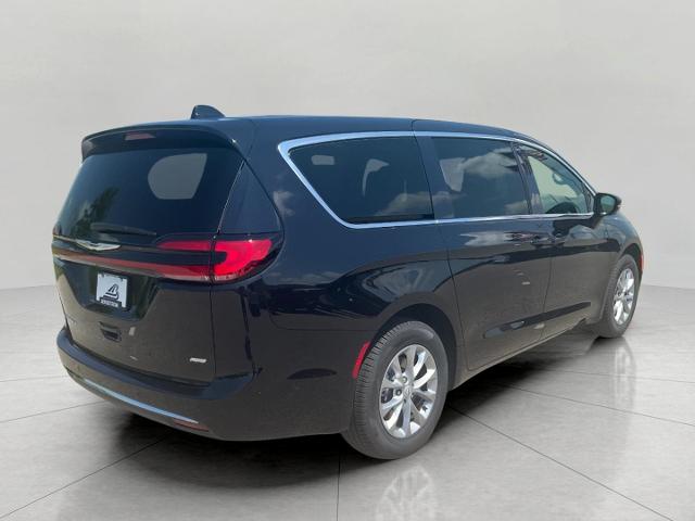 2025 Chrysler Pacifica Vehicle Photo in Kaukauna, WI 54130