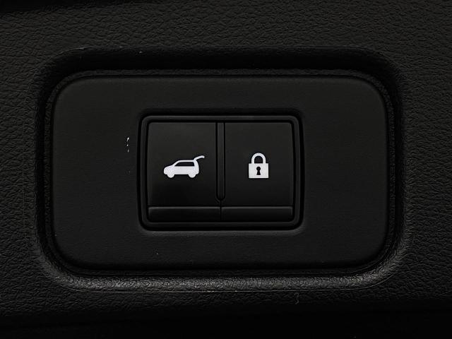 2022 Nissan Pathfinder Vehicle Photo in Appleton, WI 54913