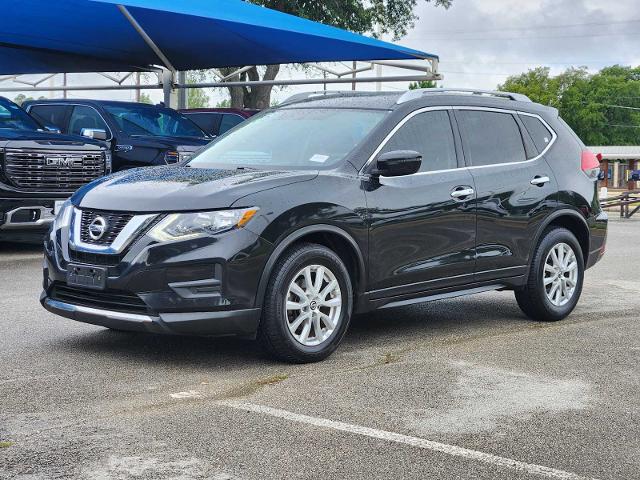 2017 Nissan Rogue Vehicle Photo in DENTON, TX 76210-9321