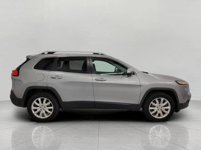2016 Jeep Cherokee Vehicle Photo in Neenah, WI 54956