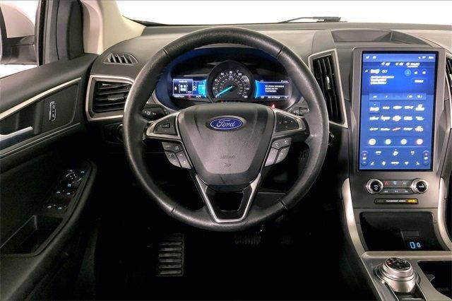 2024 Ford Edge Vehicle Photo in KANSAS CITY, MO 64114-4502