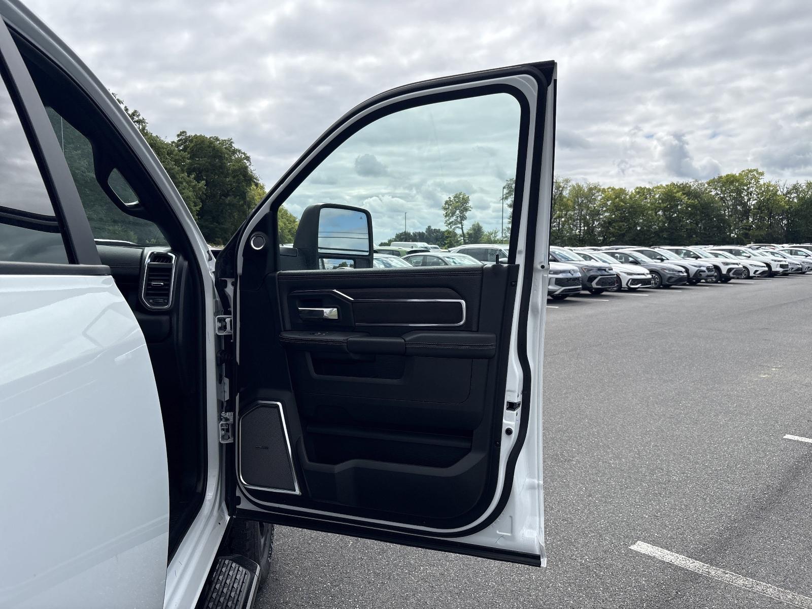2025 Ram 2500 Vehicle Photo in Mechanicsburg, PA 17050-1707