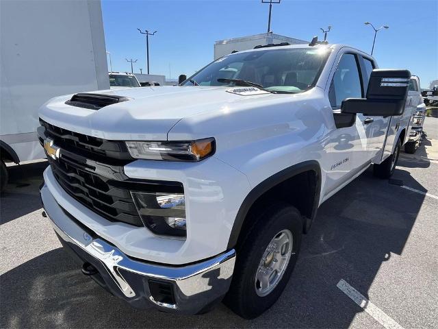 2024 Chevrolet Silverado 2500 HD Vehicle Photo in ALCOA, TN 37701-3235