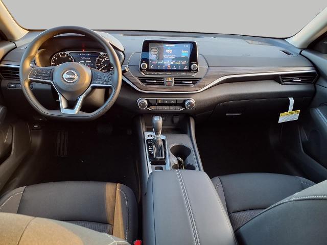 2025 Nissan Altima Vehicle Photo in Oshkosh, WI 54904