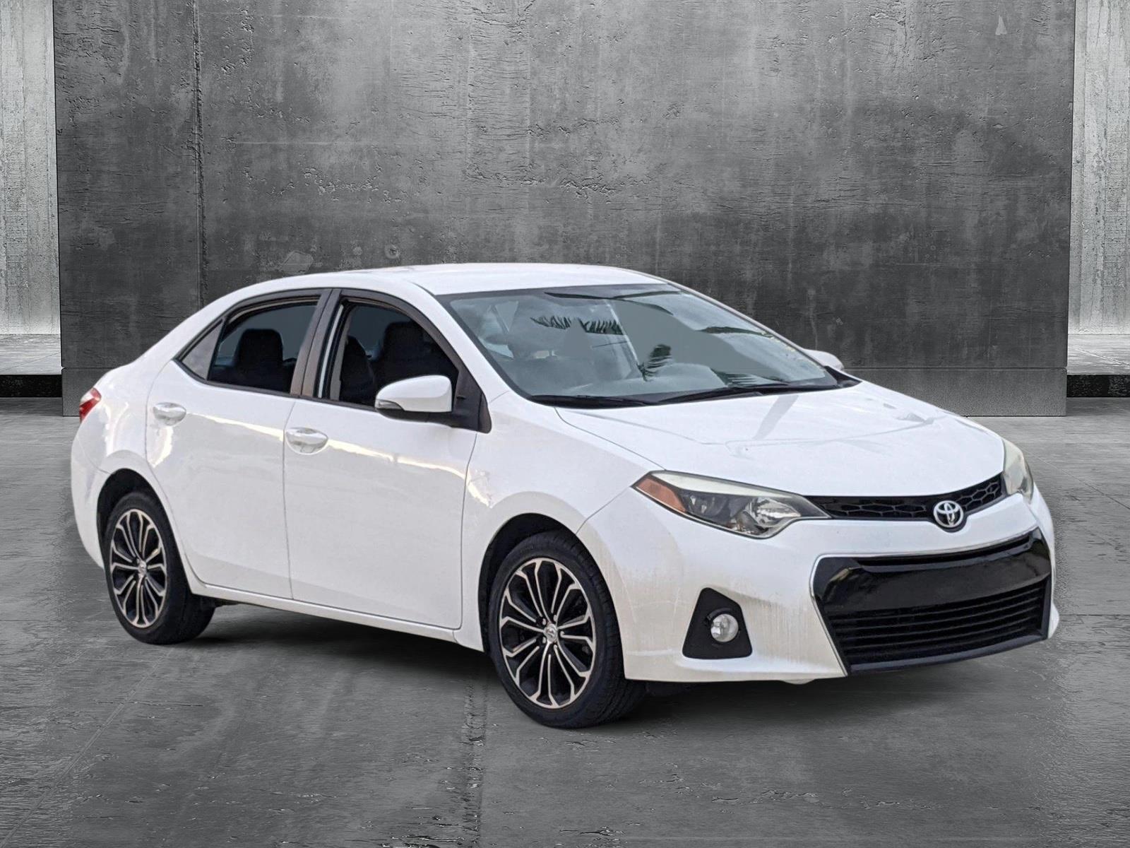 2015 Toyota Corolla Vehicle Photo in Davie, FL 33331