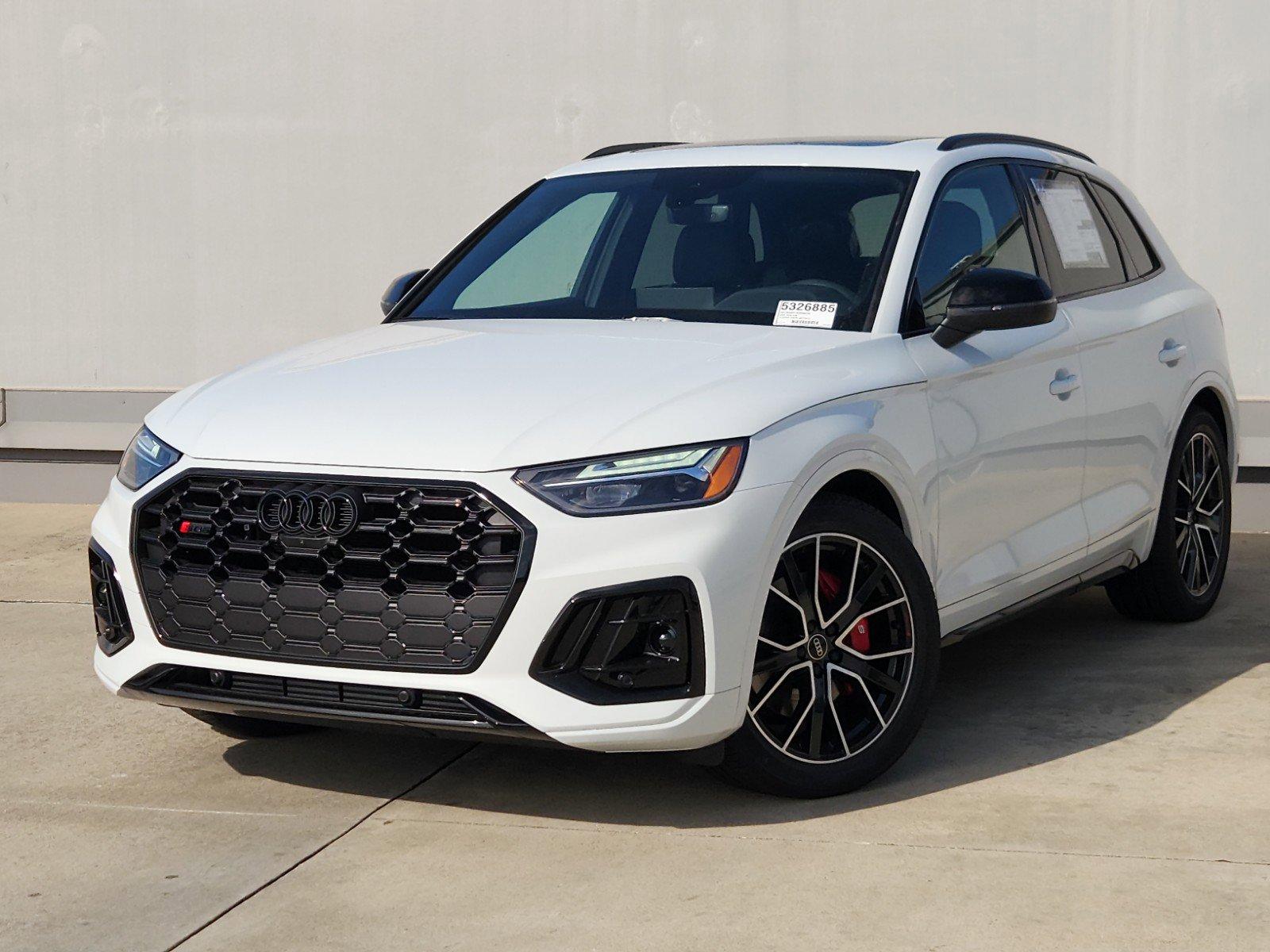 2025 Audi SQ5 Vehicle Photo in SUGAR LAND, TX 77478