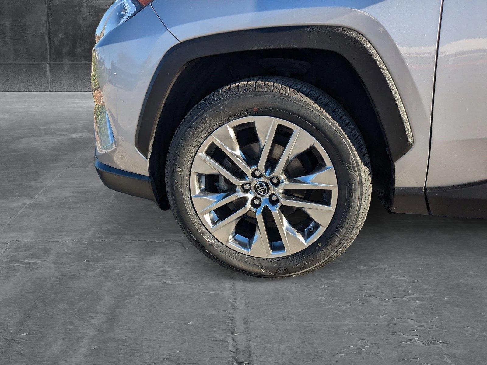 2019 Toyota RAV4 Vehicle Photo in Winter Park, FL 32792