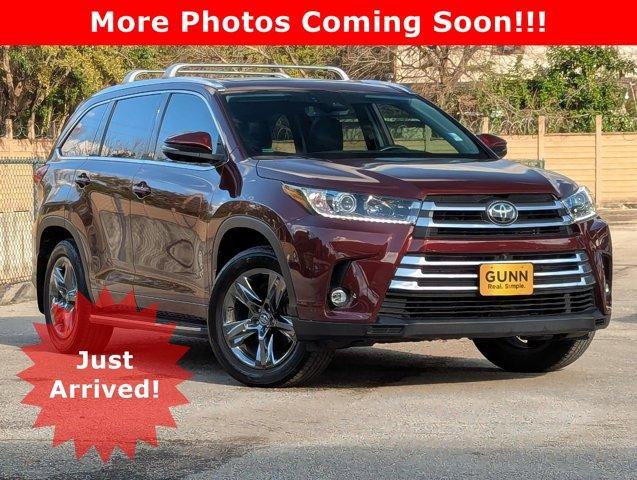 2019 Toyota Highlander Vehicle Photo in San Antonio, TX 78230