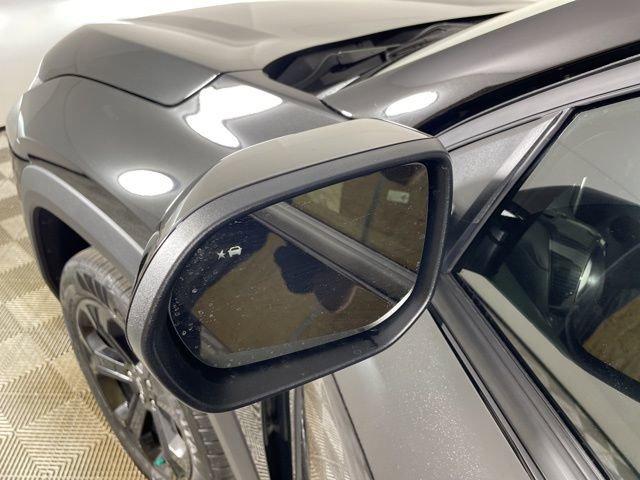 2025 Chevrolet Equinox Vehicle Photo in PHOENIX, AZ 85014-3381