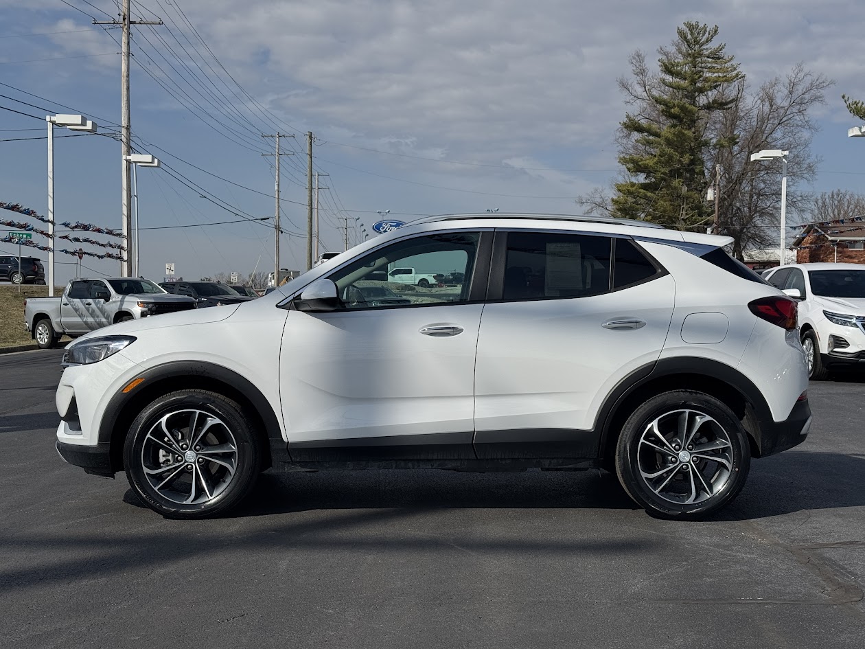 2022 Buick Encore GX Vehicle Photo in BOONVILLE, IN 47601-9633