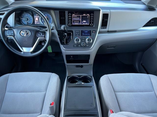 2020 Toyota Sienna Vehicle Photo in PITTSBURG, CA 94565-7121