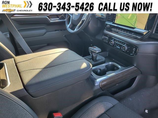 2025 Chevrolet Silverado 1500 Vehicle Photo in AURORA, IL 60503-9326