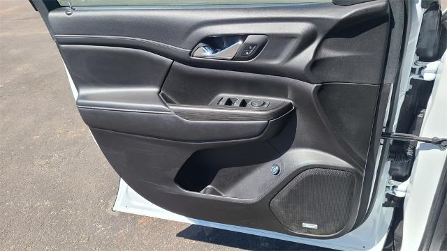 2023 GMC Acadia Vehicle Photo in FLAGSTAFF, AZ 86001-6214