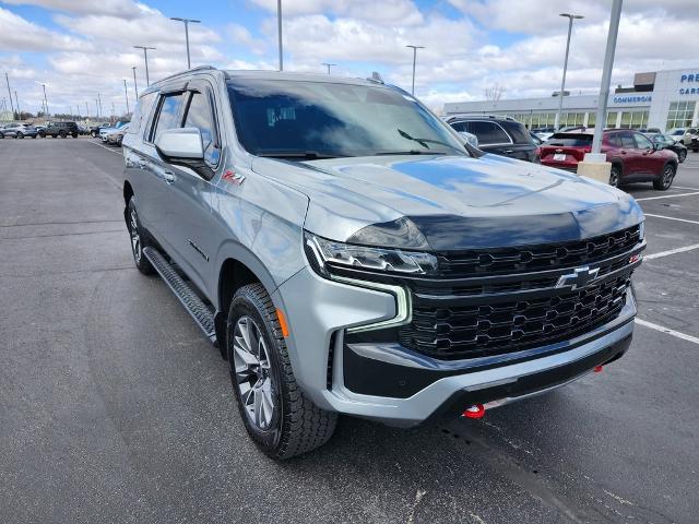 2023 Chevrolet Suburban Vehicle Photo in GREEN BAY, WI 54304-5303